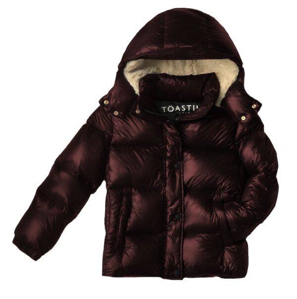 Winter jacket sustainably made from responsibly sourced down from Toastie Kids. Its thermo-regulating