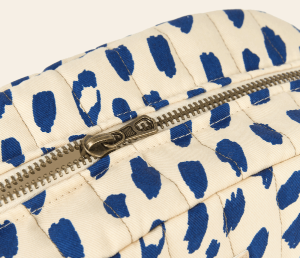 leonie blue kosmetiktasche